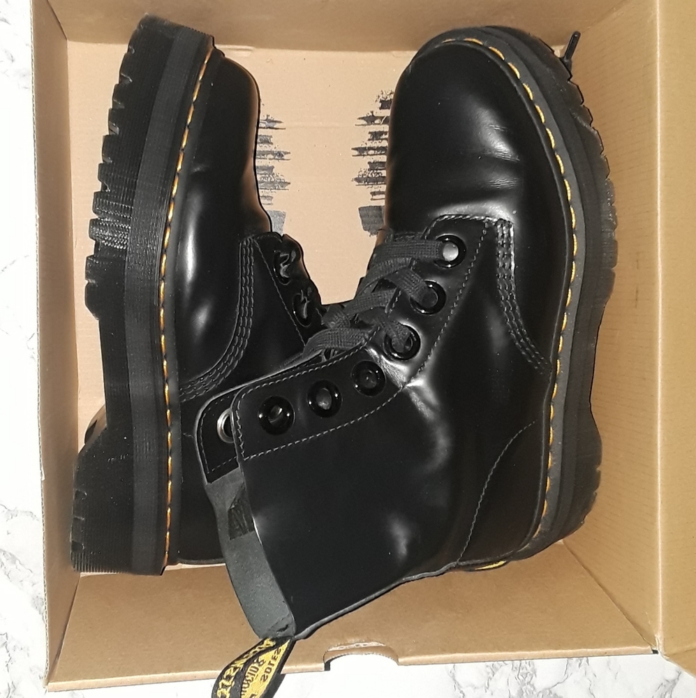 Dr.Marten's Molly Buttero (Platform)(Combat Boots)